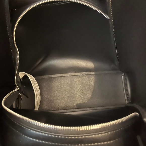 Black bag - Picture 4 of 4